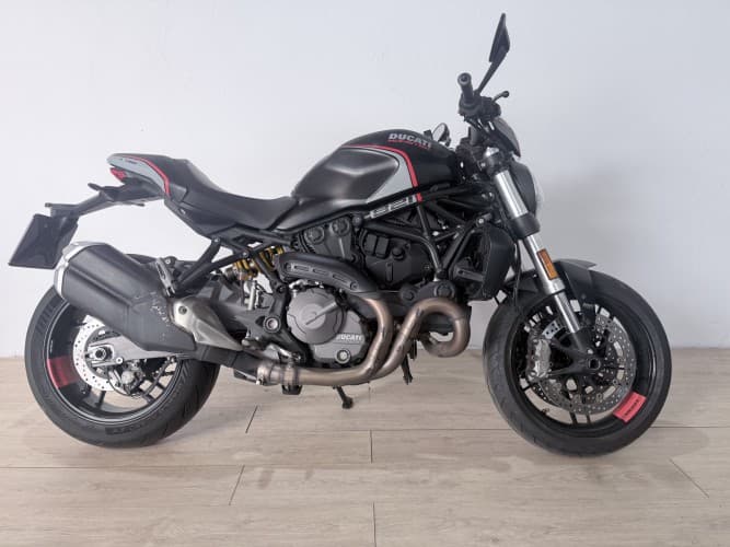 DUCATI MONSTER 821 STEALTH (A) 2019 de segunda mano