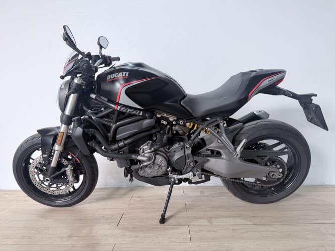 DUCATI MONSTER 821 STEALTH (A) 2019 de segunda mano