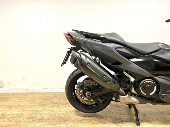 YAMAHA TMAX 560 TECH MAX 2021 de segunda mano