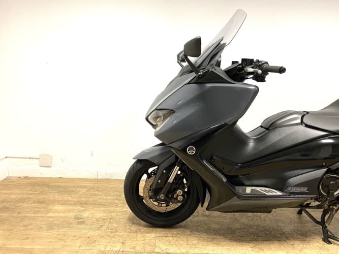 YAMAHA TMAX 560 TECH MAX 2021 de segunda mano