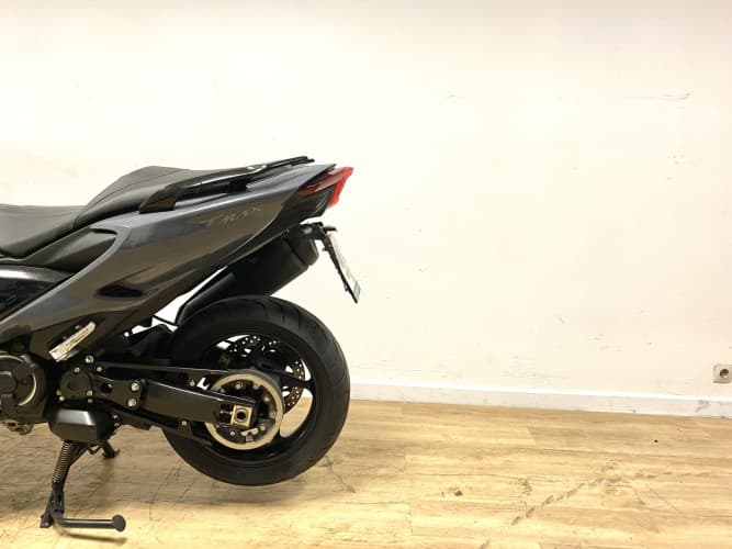 YAMAHA TMAX 560 TECH MAX 2021 de segunda mano