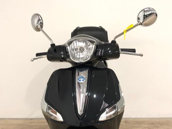 PIAGGIO LIBERTY 125 (TOP CASE) (IVA DEDUCIBLE) 2023 de segunda mano