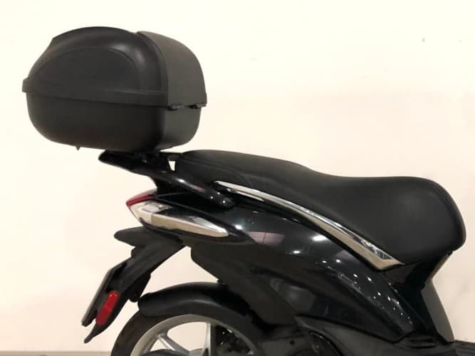 Comprar PIAGGIO LIBERTY 125 (IVA DEDUCIBLE) (TOP CASE) 2022 de segunda mano PIAGGIO LIBERTY 125 (IVA DEDUCIBLE) (TOP CASE) 2022 de segunda mano