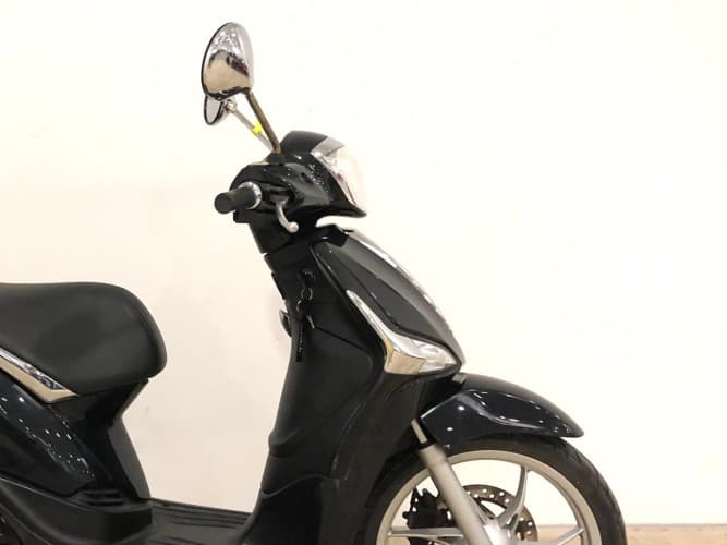 PIAGGIO LIBERTY 125 (IVA DEDUCIBLE) 2022 de segunda mano