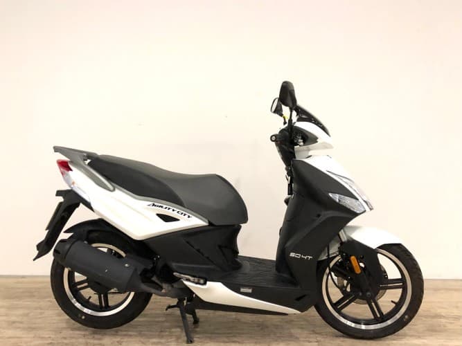 KYMCO AGILITY CITY 50 2025 de segunda mano