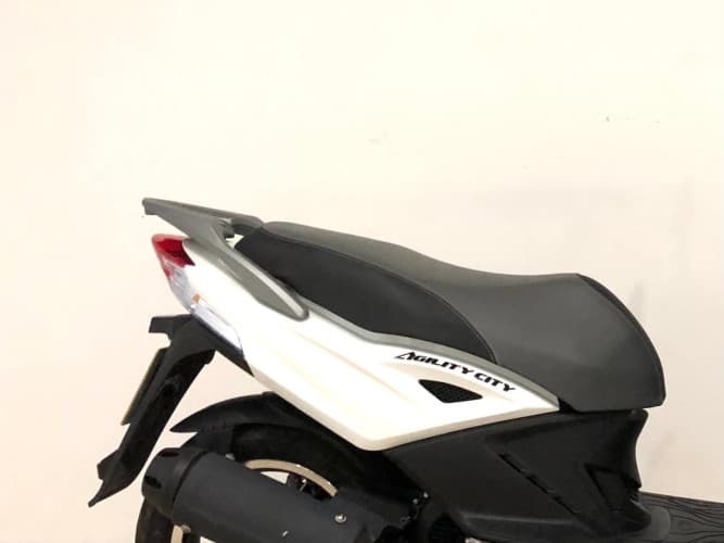 KYMCO AGILITY CITY 50 2025 de segunda mano