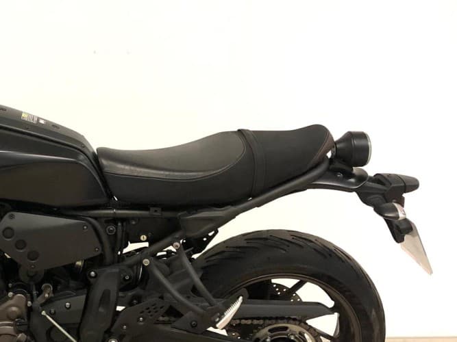 Comprar YAMAHA XSR 700 (A) 2022 de segunda mano YAMAHA XSR 700 (A) 2022 de segunda mano