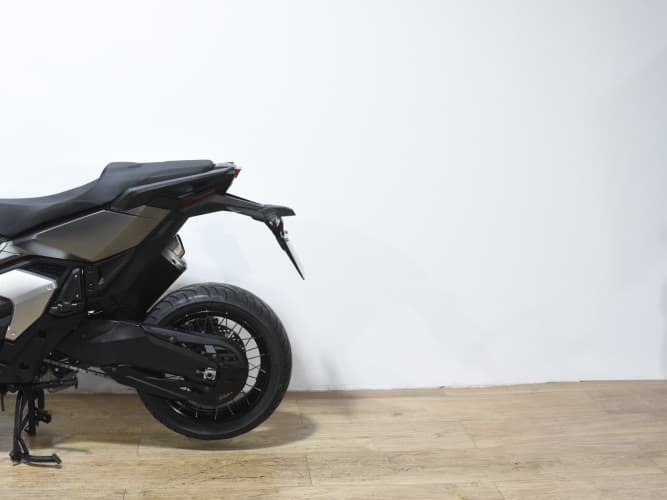Comprar HONDA X-ADV 750 2023 de segunda mano HONDA X-ADV 750 2023 de segunda mano