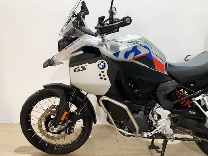 BMW F 900 GS (FULL EQUIP) (3 MALETAS) 2024 de segunda mano