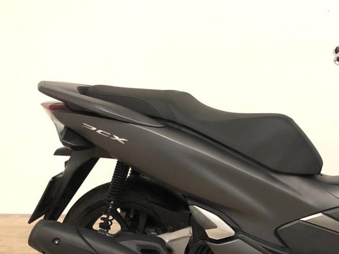 Comprar HONDA PCX 125 2018 de segunda mano HONDA PCX 125 2018 de segunda mano