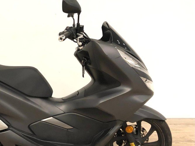 Comprar HONDA PCX 125 2018 de segunda mano HONDA PCX 125 2018 de segunda mano
