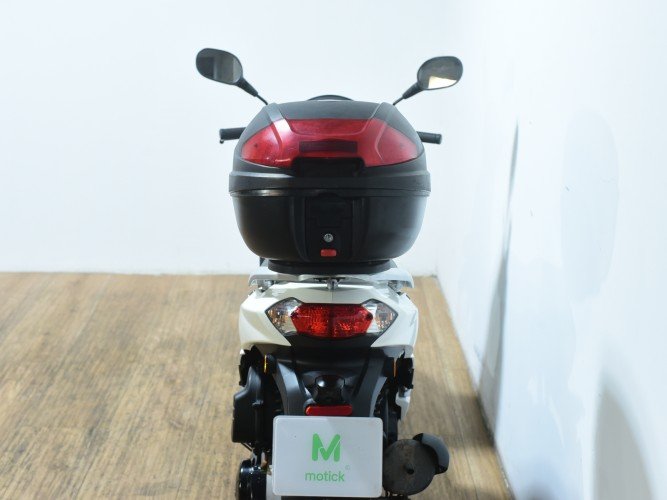 Comprar PEUGEOT TWEET 125 (IVA DEDUCIBLE) 2022 de segunda mano PEUGEOT TWEET 125 (IVA DEDUCIBLE) 2022 de segunda mano