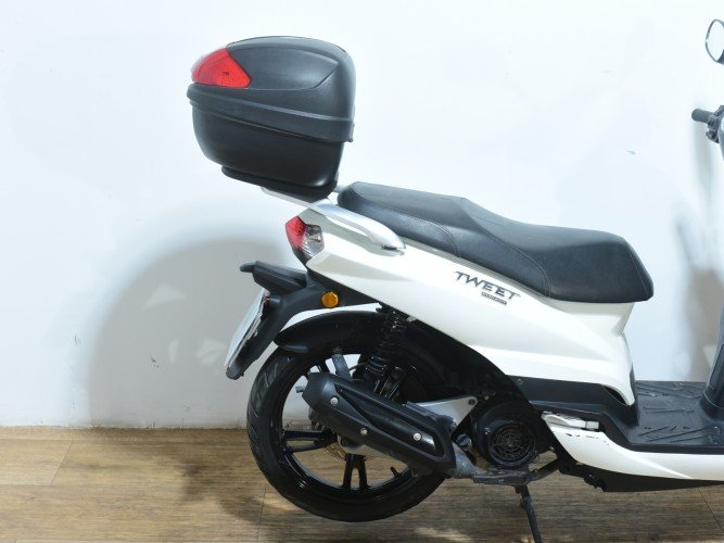 Comprar PEUGEOT TWEET 125 (IVA DEDUCIBLE) 2022 de segunda mano PEUGEOT TWEET 125 (IVA DEDUCIBLE) 2022 de segunda mano