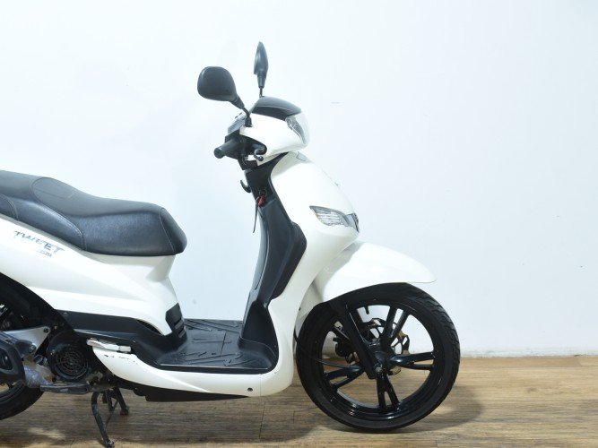 Comprar PEUGEOT TWEET 125 (IVA DEDUCIBLE) 2022 de segunda mano PEUGEOT TWEET 125 (IVA DEDUCIBLE) 2022 de segunda mano