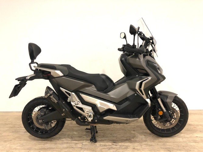 Comprar HONDA X-ADV 750 (A) (AKRAPOVIC HOMOLOGADO) 2020 de segunda mano HONDA X-ADV 750 (A) (AKRAPOVIC HOMOLOGADO) 2020 de segunda mano