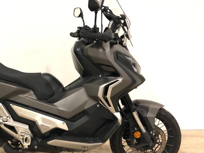 Comprar HONDA X-ADV 750 (A) (AKRAPOVIC HOMOLOGADO) 2020 de segunda mano HONDA X-ADV 750 (A) (AKRAPOVIC HOMOLOGADO) 2020 de segunda mano