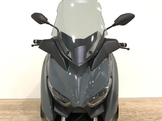 Comprar YAMAHA XMAX 125 TECH MAX 2022 de segunda mano YAMAHA XMAX 125 TECH MAX 2022 de segunda mano