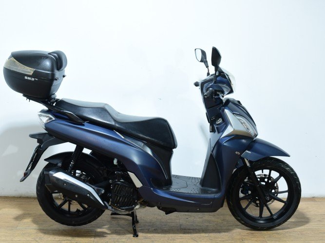 Comprar SYM SYMPHONY 125 (TOP CASE) (IVA DEDUCIBLE) 2022 de segunda mano SYM SYMPHONY 125 (TOP CASE) (IVA DEDUCIBLE) 2022 de segunda mano