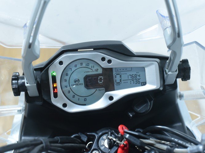CF MOTO 650 MT 2022 de segunda mano