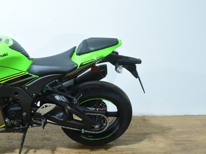 Comprar KAWASAKI NINJA ZX-10 R (AKRAPOVIC HOMOLOGADO) 2018 de segunda mano KAWASAKI NINJA ZX-10 R (AKRAPOVIC HOMOLOGADO) 2018 de segunda mano