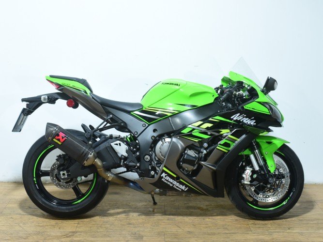 Comprar KAWASAKI NINJA ZX-10 R (AKRAPOVIC HOMOLOGADO) 2018 de segunda mano KAWASAKI NINJA ZX-10 R (AKRAPOVIC HOMOLOGADO) 2018 de segunda mano
