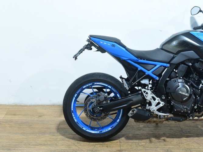 SUZUKI GSX 8S (A2) 2024 de segunda mano