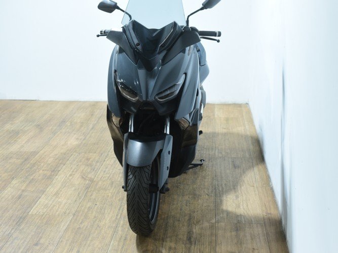 Comprar YAMAHA XMAX 300 TECH MAX 2023 de segunda mano YAMAHA XMAX 300 TECH MAX 2023 de segunda mano