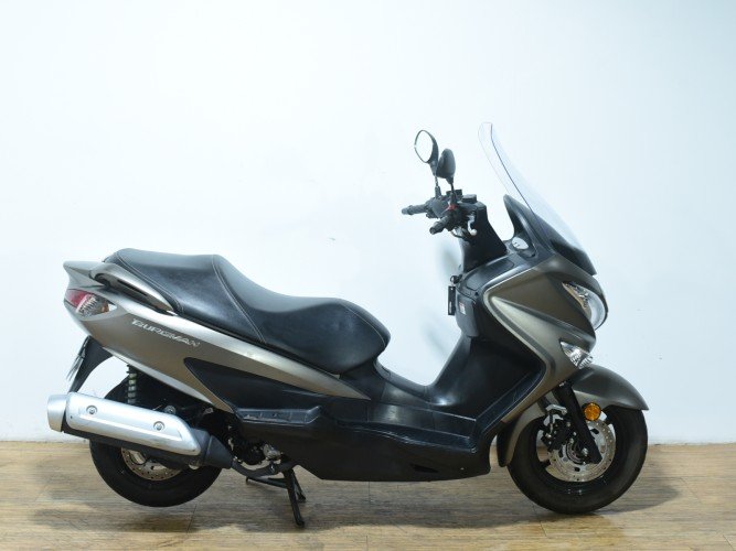 Comprar SUZUKI BURGMAN 125 2017 de segunda mano SUZUKI BURGMAN 125 2017 de segunda mano