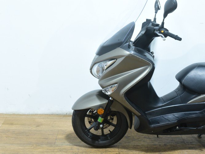 Comprar SUZUKI BURGMAN 125 2017 de segunda mano SUZUKI BURGMAN 125 2017 de segunda mano
