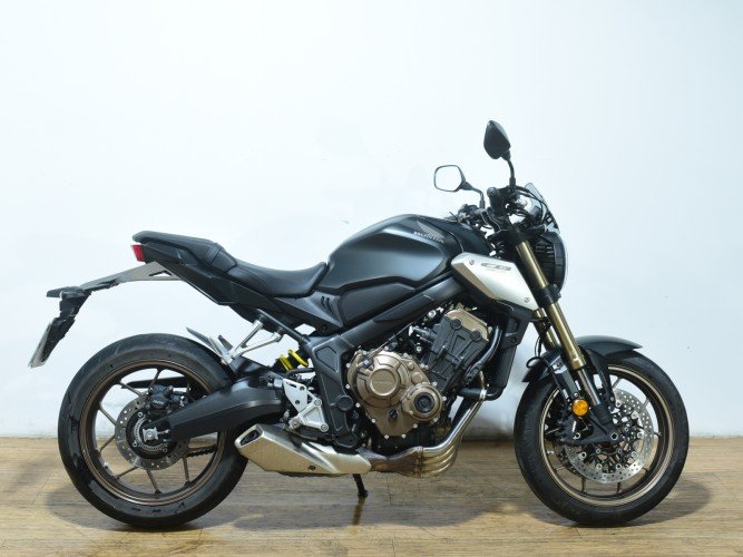 HONDA CB 650 R (A2) 2022 de segunda mano