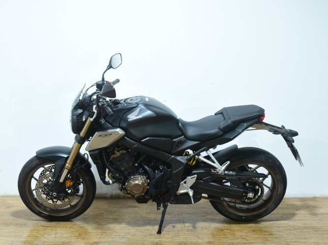 HONDA CB 650 R (A2) 2022 de segunda mano