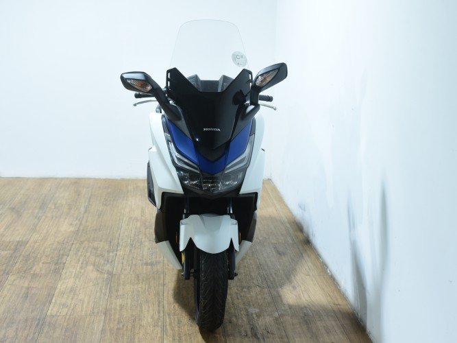Comprar HONDA FORZA 125 2018 de segunda mano HONDA FORZA 125 2018 de segunda mano