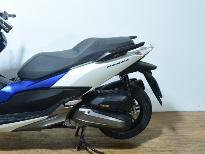 Comprar HONDA FORZA 125 2018 de segunda mano HONDA FORZA 125 2018 de segunda mano