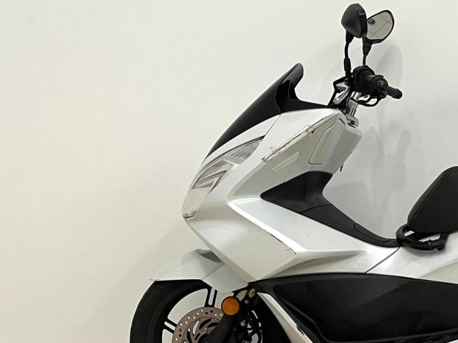 Comprar HONDA PCX 125 2018 de segunda mano HONDA PCX 125 2018 de segunda mano