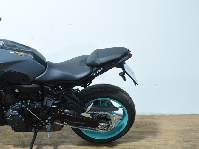 Comprar YAMAHA MT-07 (A2) 2023 de segunda mano YAMAHA MT-07 (A2) 2023 de segunda mano