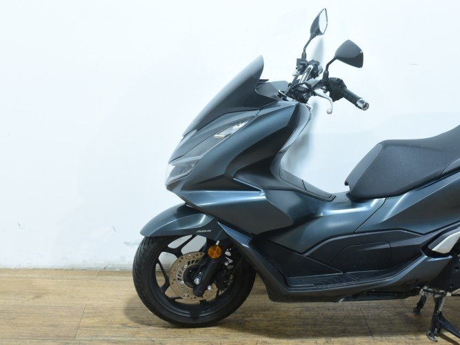 Comprar HONDA PCX 125 2022 de segunda mano HONDA PCX 125 2022 de segunda mano