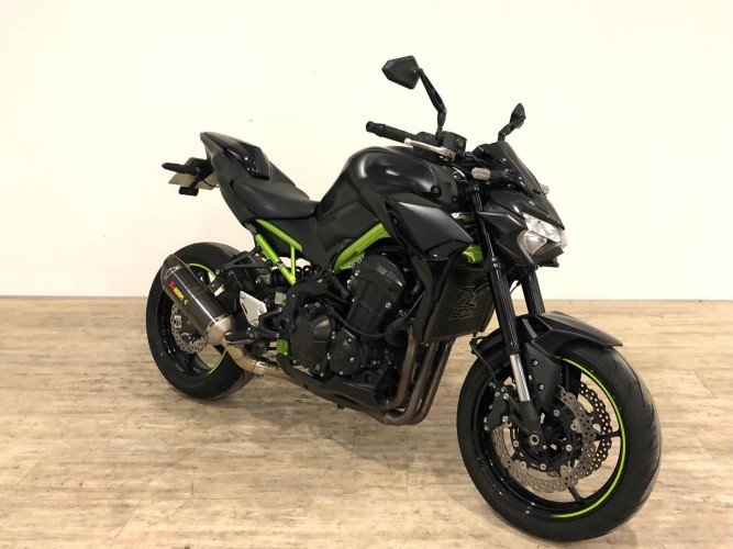 Comprar KAWASAKI Z 900 FULL (ESCAPE AKRAPOVIC HOMOLOGADO) 2021 de segunda mano KAWASAKI Z 900 FULL (ESCAPE AKRAPOVIC HOMOLOGADO) 2021 de segunda mano