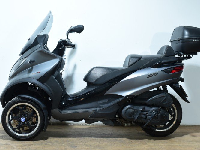 PIAGGIO MP3 500 IE (TOP CASE) 2016 de segunda mano