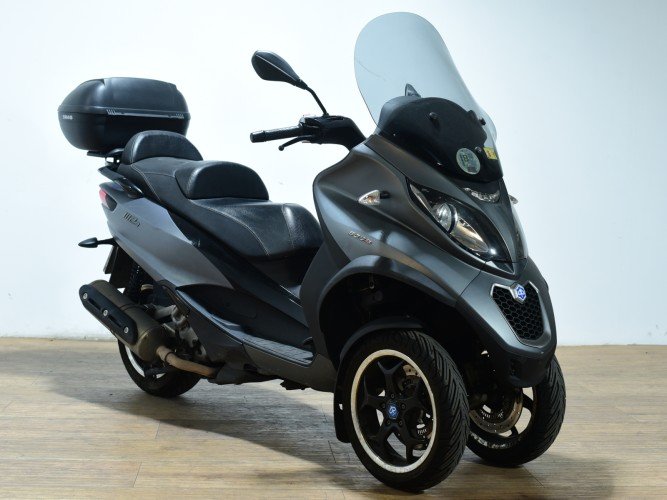 PIAGGIO MP3 500 IE (TOP CASE) 2016 de segunda mano