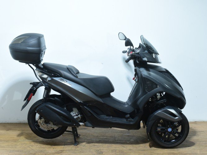 Comprar PIAGGIO MP3 300 HPE LT YOURBAN 2018 de segunda mano PIAGGIO MP3 300 HPE LT YOURBAN 2018 de segunda mano