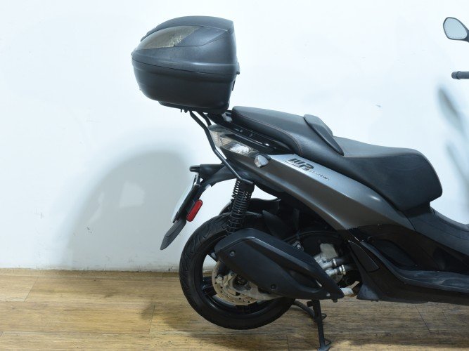 Comprar PIAGGIO MP3 300 HPE LT YOURBAN 2018 de segunda mano PIAGGIO MP3 300 HPE LT YOURBAN 2018 de segunda mano