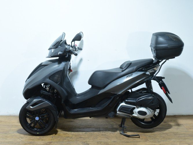 Comprar PIAGGIO MP3 300 HPE LT YOURBAN 2018 de segunda mano PIAGGIO MP3 300 HPE LT YOURBAN 2018 de segunda mano