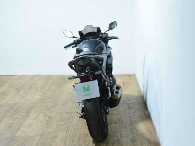Comprar HONDA CBR 500 R 2022 de segunda mano HONDA CBR 500 R 2022 de segunda mano