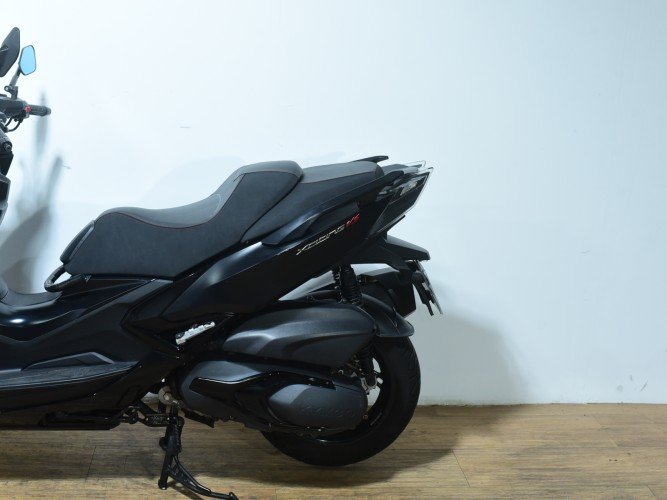 Comprar KYMCO XCITING 400 VS 2024 de segunda mano KYMCO XCITING 400 VS 2024 de segunda mano
