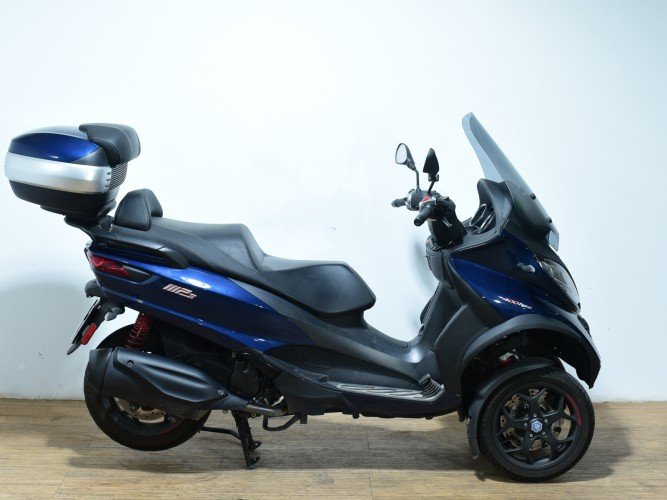 Comprar PIAGGIO MP3 400 HPE (TOP CASE) 2022 de segunda mano PIAGGIO MP3 400 HPE (TOP CASE) 2022 de segunda mano