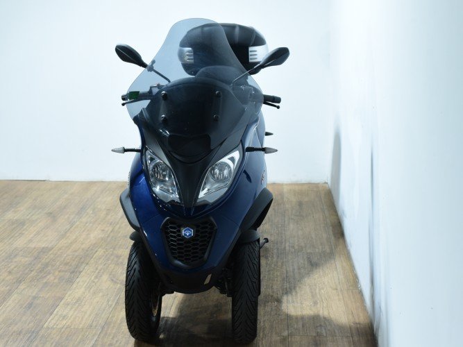 Comprar PIAGGIO MP3 400 HPE (TOP CASE) 2022 de segunda mano PIAGGIO MP3 400 HPE (TOP CASE) 2022 de segunda mano