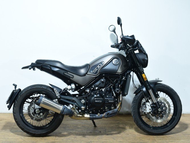 Comprar BENELLI LEONCINO 500 2019 de segunda mano BENELLI LEONCINO 500 2019 de segunda mano