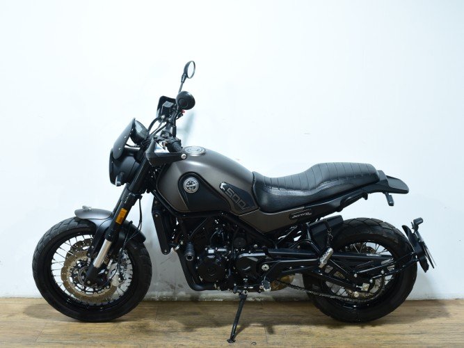 Comprar BENELLI LEONCINO 500 2019 de segunda mano BENELLI LEONCINO 500 2019 de segunda mano