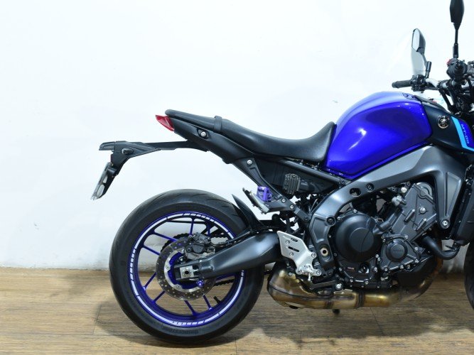 Comprar YAMAHA MT-09 (A2) 2024 de segunda mano YAMAHA MT-09 (A2) 2024 de segunda mano