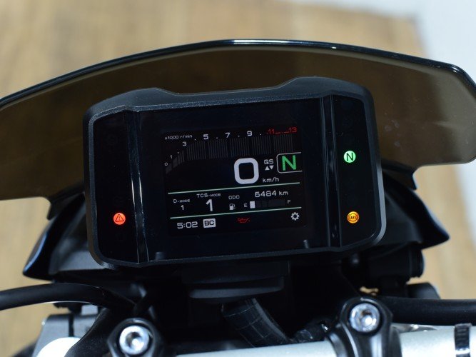 Comprar YAMAHA MT-09 (A2) 2024 de segunda mano YAMAHA MT-09 (A2) 2024 de segunda mano